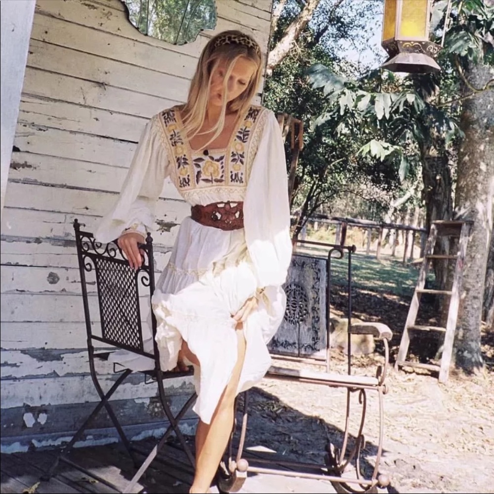 Boho Cotton Embroidered Daisy Floral Prairie Dress - Picture 6 of 10